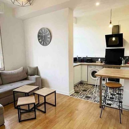 * Le Mistral De Chloe * Apartment Каркасон Екстериор снимка