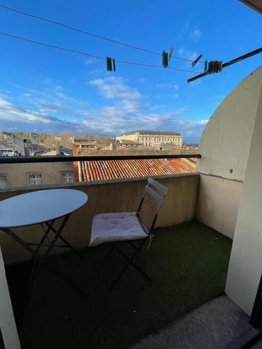 * Le Mistral De Chloe * Apartment Каркасон Екстериор снимка