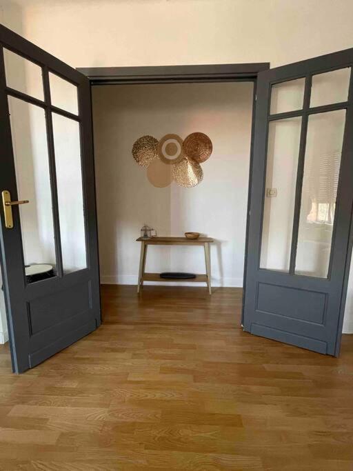 * Le Mistral De Chloe * Apartment Каркасон Екстериор снимка