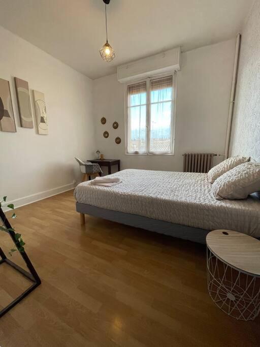 * Le Mistral De Chloe * Apartment Каркасон Екстериор снимка